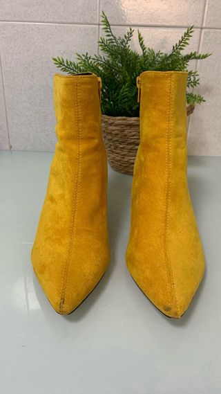 Botines Mostaza Talla 38