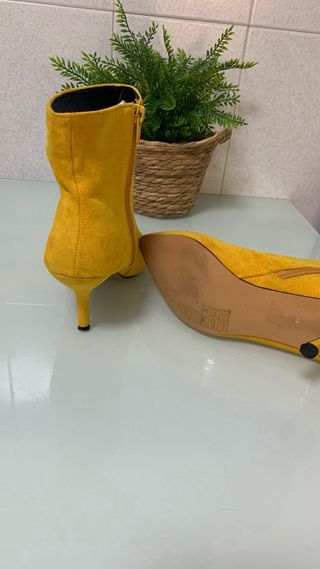 Botines Mostaza Talla 38