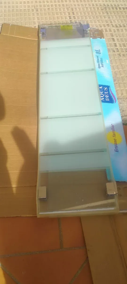 Mampara de bañera de cristal y metal