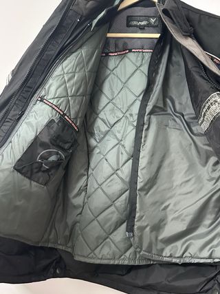 Chaqueta de moto de la marca Frank Thomas