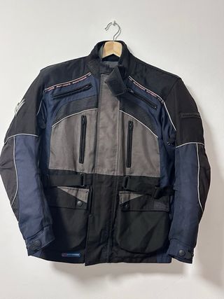 Chaqueta de moto de la marca Frank Thomas