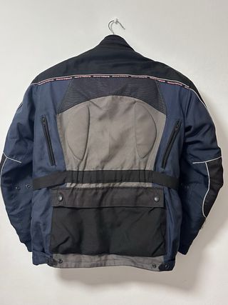 Chaqueta de moto de la marca Frank Thomas