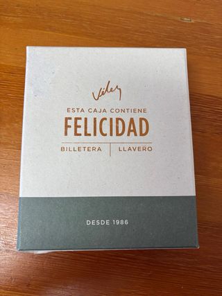 Cartera y Llavero de Piel Vélez Marrón