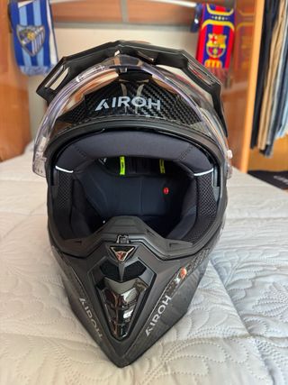 Casco Airoh Trail Carbono