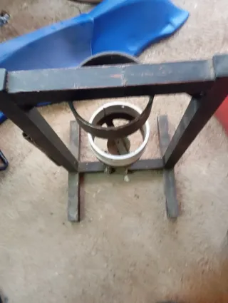 Desllantador hidráulico para ruedas de kart