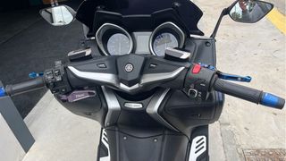 Yamaha TMAX 530 DX Negra/Azul