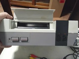 Consola Nintendo NES Beige y Gris