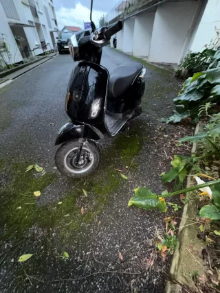 Scooter 50cc Negra