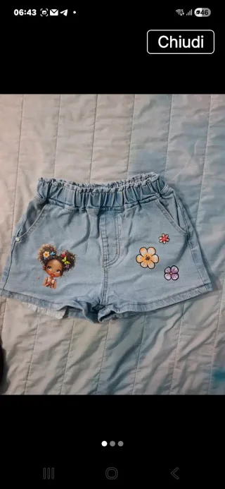 Pantaloncini corti bimba con stampa bambina