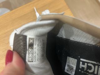 Zapatillas blancas y marrones mujer