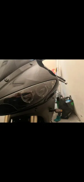 Yamaha YZF R6 9.100 kilometros