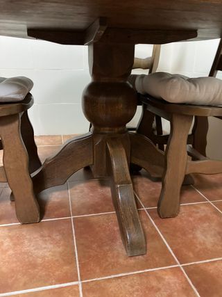 Mesa redonda madera maciza y cristal