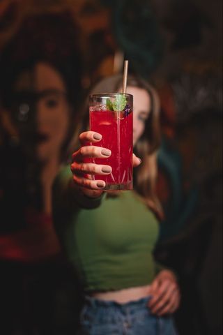 Servicio de bebidas y cocteles