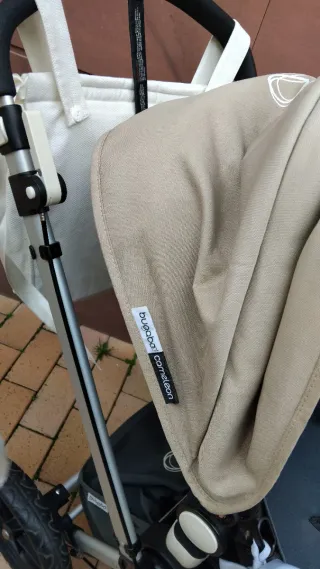 Silla Bugaboo Camaleón color beige Unisex.