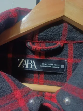 Chaqueta Zara Flecos