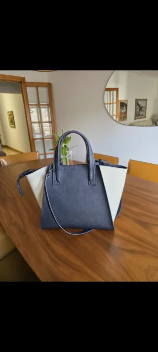 Bolso Armani Exchange azul y blanco