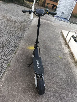 Patinete Eléctrico Kaabo Scooter Negro