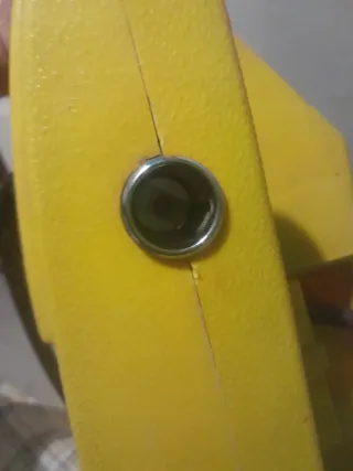 Cargador de Baterías Coche Amarillo