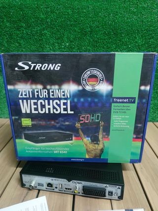 Strong SRT 8540 TV DVB-T2 Reproductor Sincronizador
