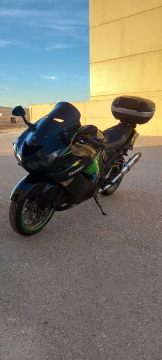 Kawasaki ZZR1400 2008