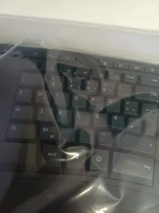 Teclado Ergonómico Microsoft y ratón Alemán