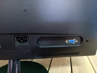 Asus VS197DE - Monitor, 1366 x 768 LED, 5 ms Negro