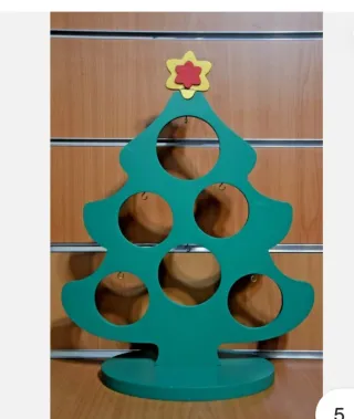 Albero Thun in legno decorato