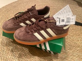 Adidas x Sporty & Rich Marrones