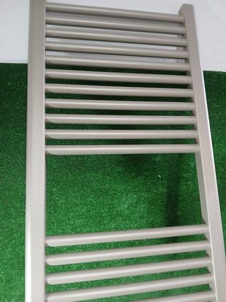 facula - Radiador Toallero