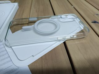 Funda transparente con MagSafe para el iPhone 16 Plus