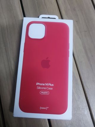 Apple Funda de silicona con MagSafe para el iPhone 14 Plus - (PRODUCT)RED