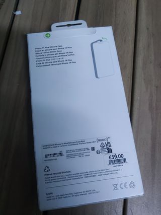 Apple Funda de silicona con MagSafe para el iPhone 14 Plus - (PRODUCT)RED