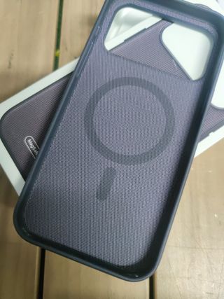 Funda de trenzado técnico con MagSafe para el iPhone 17 Pro Max - Púrpura