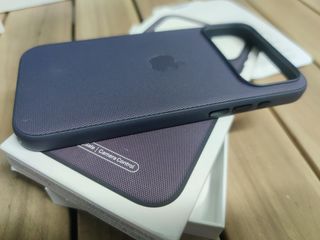 Funda de trenzado técnico con MagSafe para el iPhone 17 Pro Max - Púrpura