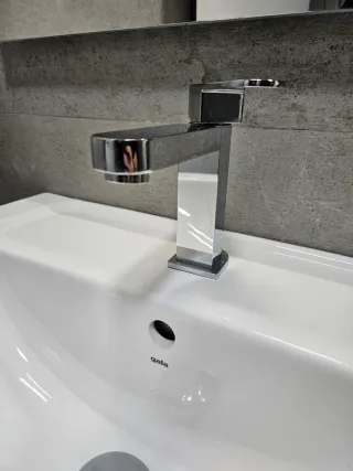 Lavabo de obra blanco