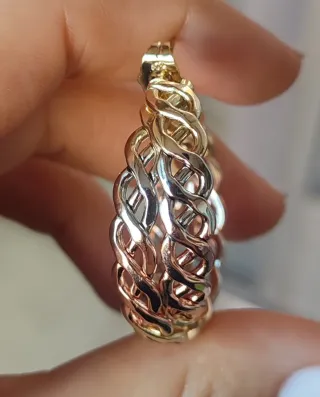 3 gioielli per 15€. Orecchini placcati in oro