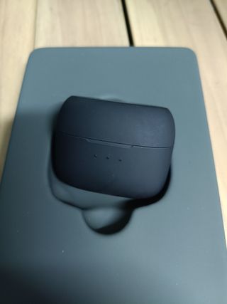 1Soundcore Liberty Air Auriculares inalámbricos con estuche de carga, Bluetooth 5, autonomía de 20 horas, control táctil, sonido mejorado con grafeno