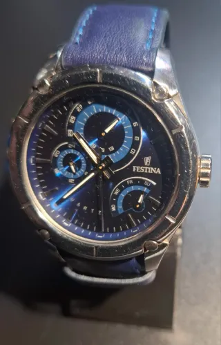 Reloj Festina Cronógrafo Azul y Plateado