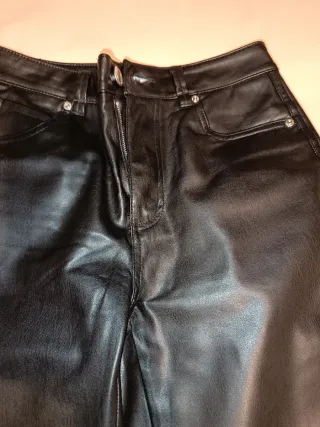 Pantalón de cuero Breska negro