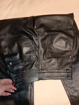 Pantalón de cuero Breska negro