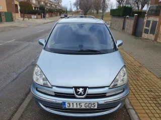 Peugeot 807 2008