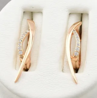 3 gioielli a 15€. Orecchini placcati in oro