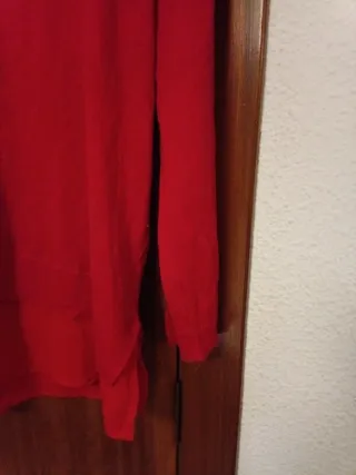 Jersey rojo con pedrería