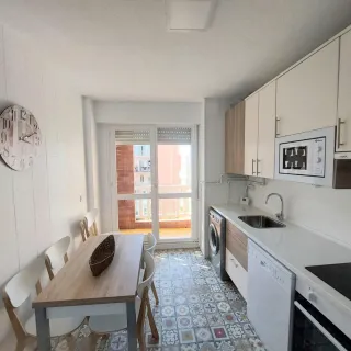 Alquilo piso en Santander en Paseo Altamira 24