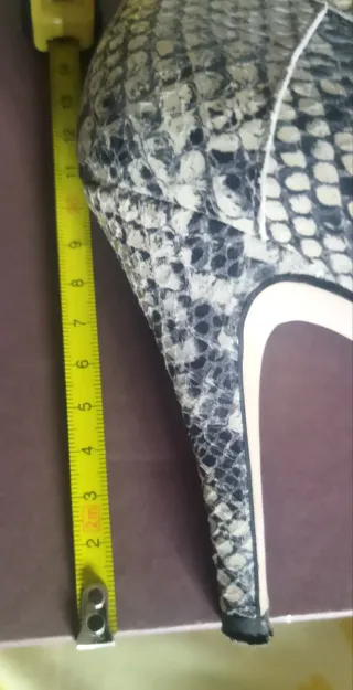 Zapatos efecto serpiente, talla 38