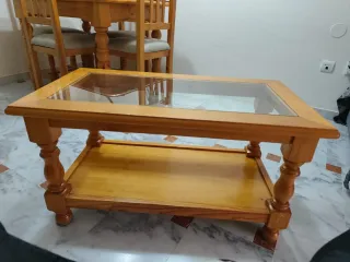 Muebles de salón de madera y cristal