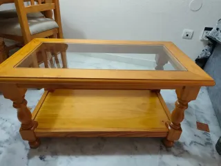 Muebles de salón de madera y cristal
