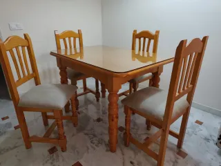 Muebles de salón de madera y cristal