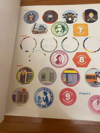 Lote libro de inglés + 6 libros de lectura