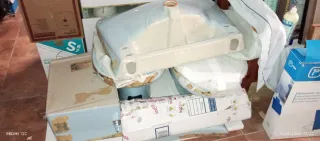 Sanitario antiguo azul turquesa